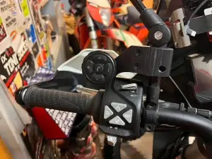 Soporte mando BT moto KTM 790 / 890