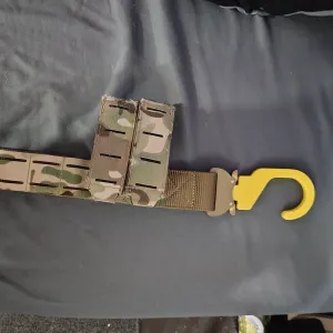 tactical belt hanger