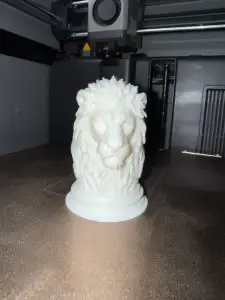 Majestic Lion Head Sculpture – Elegant Home Decor