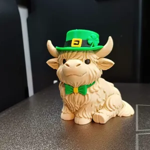 St. Patrick’s Day Highland Cow