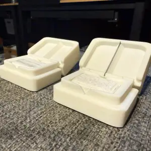 Dishwasher tablet divider