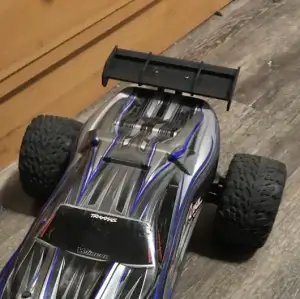 Traxxas 1/16 E Revo rear wing