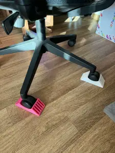 Brake for swivel chair - won't move