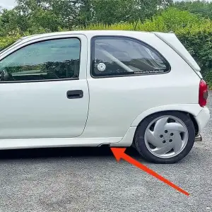 Couvre-laterale pour Opel Corsa avec deux portes