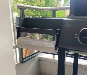 Grill mount for paperroll