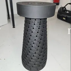 Twist seat