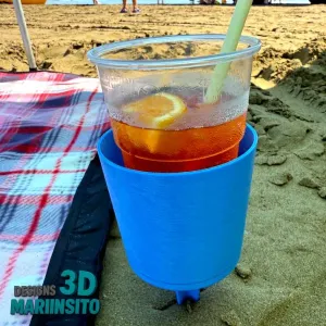Beach cup holder