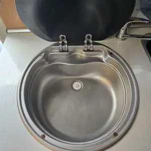 Camper sink plug