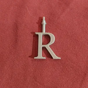 Chrismas Bauble, letter R