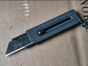 Sliced utility blade