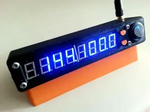 Wireless ham radio frequency counter