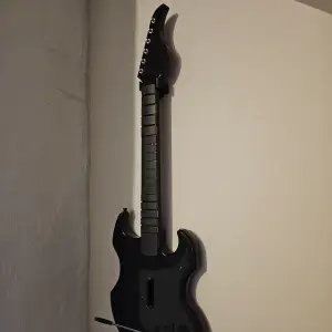 guitar holder