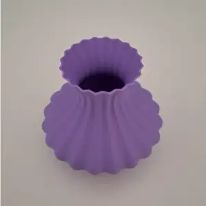 Vavy Vase