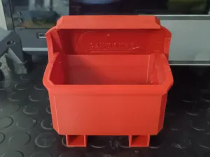 Garbage bin