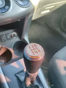 Gear shift lever
RAV4 (XA30)