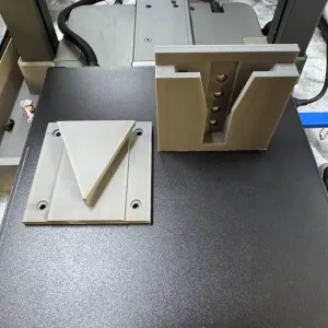 VESA 75mm slot style mount for modular tool holders.