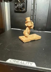 DJ Picsou statue