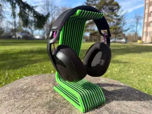 headphone holder