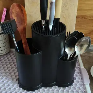 Kitchen utensil stand