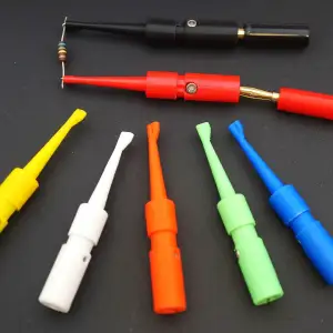 Electrical clip probe with banana (4mm) connector