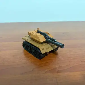 TANK MINIATURE LEOPARD 2