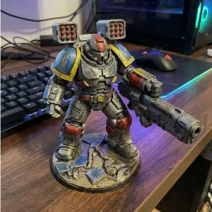 Heavy Armor Space Soldier | Sci-Fi Warrior Miniature | Shoul