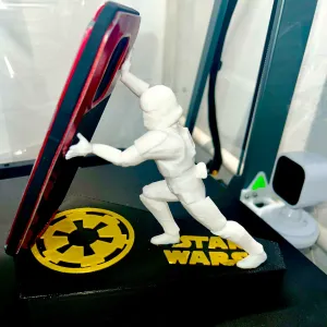 Phone Holder_Star Wars Storm Trooper_Remix