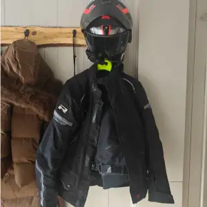 Motor helm muur steun