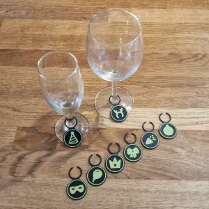 Party Stemware Markers & Holder (8 Pack)