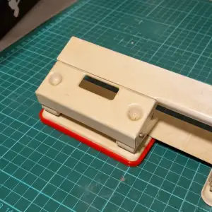 SAX 300 Holepuncher TPU Back Cover