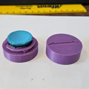 Chalk holder for round TAUM pool chalk