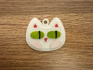 Cat head keychain
