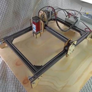 Laser Cutter/Engraver with laser cutted and 3D printed parts