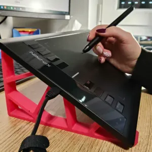 Graphic tablet stand