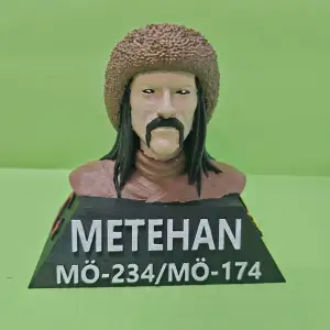 METE HAN BÜST