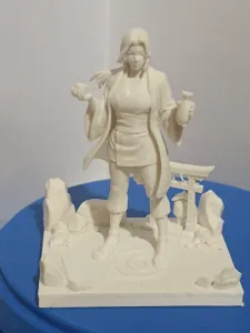 tsunade che beve sake