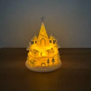 Winterberg beleuchtet