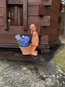 Garden decor