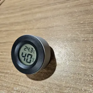 themometer holder for IKEA skadis board.