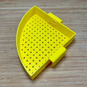 Water change strainer for aquarium