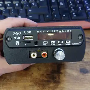 XH-M510 AMPLIFICADOR CON MP3 BLUETOOTH CASE