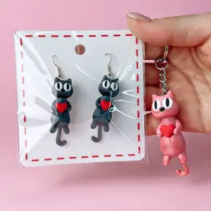 Cute Cat with Heart & Flexi Tail