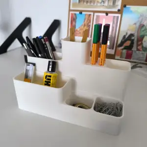 Pen Holder