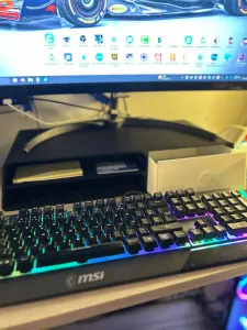 Screen riser