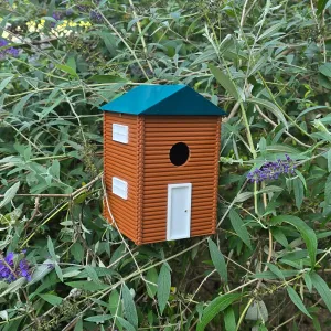 Chickadee Bird House