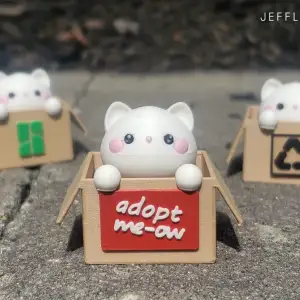 Cat in a Box - Clicker Fidget Keychain