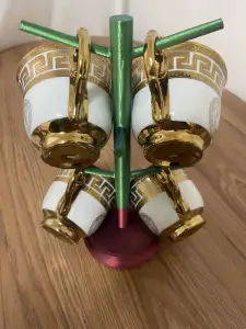 cup holder stand