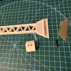 scraper with replaceable blades