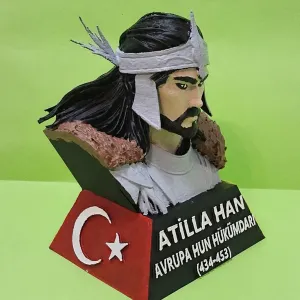 Atilla Han Büst