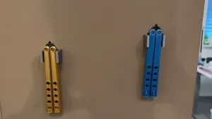 Butterfly holder